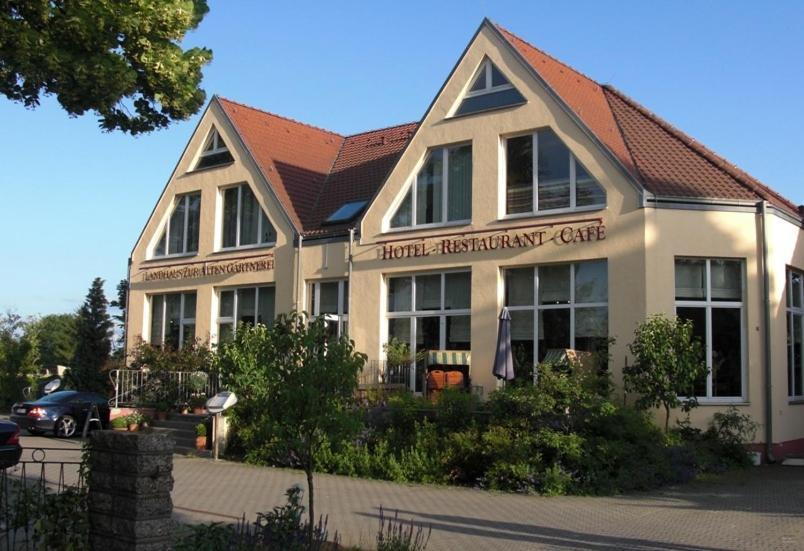 Arthotel Landhaus Zur Alten Gaertnerei Zossen Exterior photo